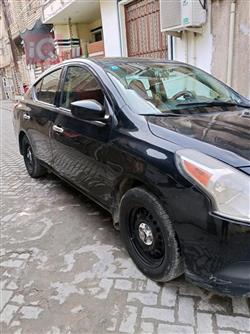 نيسان فيرسا